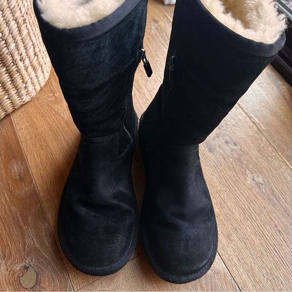 Black Suede Ugg Boots with Zipper Size 6 - Picture 3 of 8